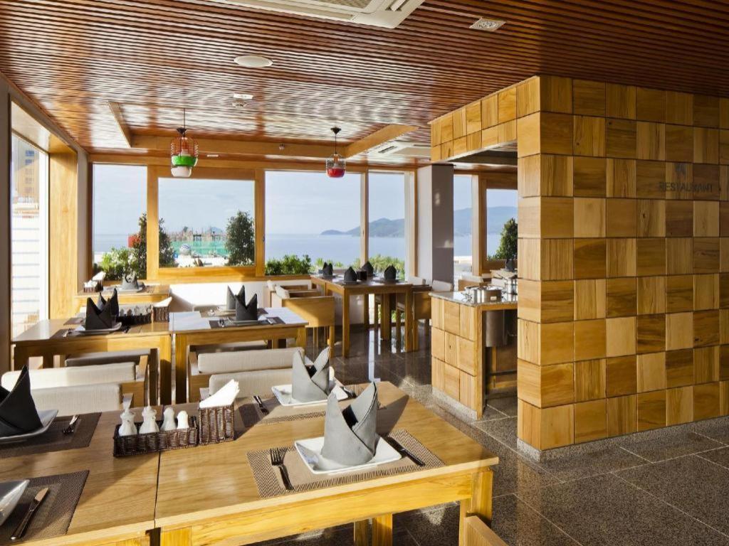 Golden Holiday Hotel Nha Trang Zewnętrze zdjęcie