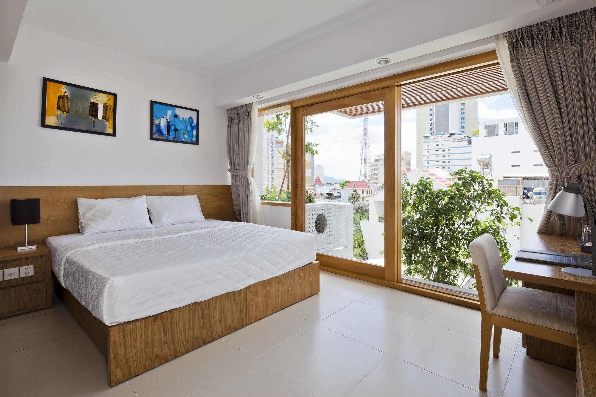Golden Holiday Hotel Nha Trang Zewnętrze zdjęcie