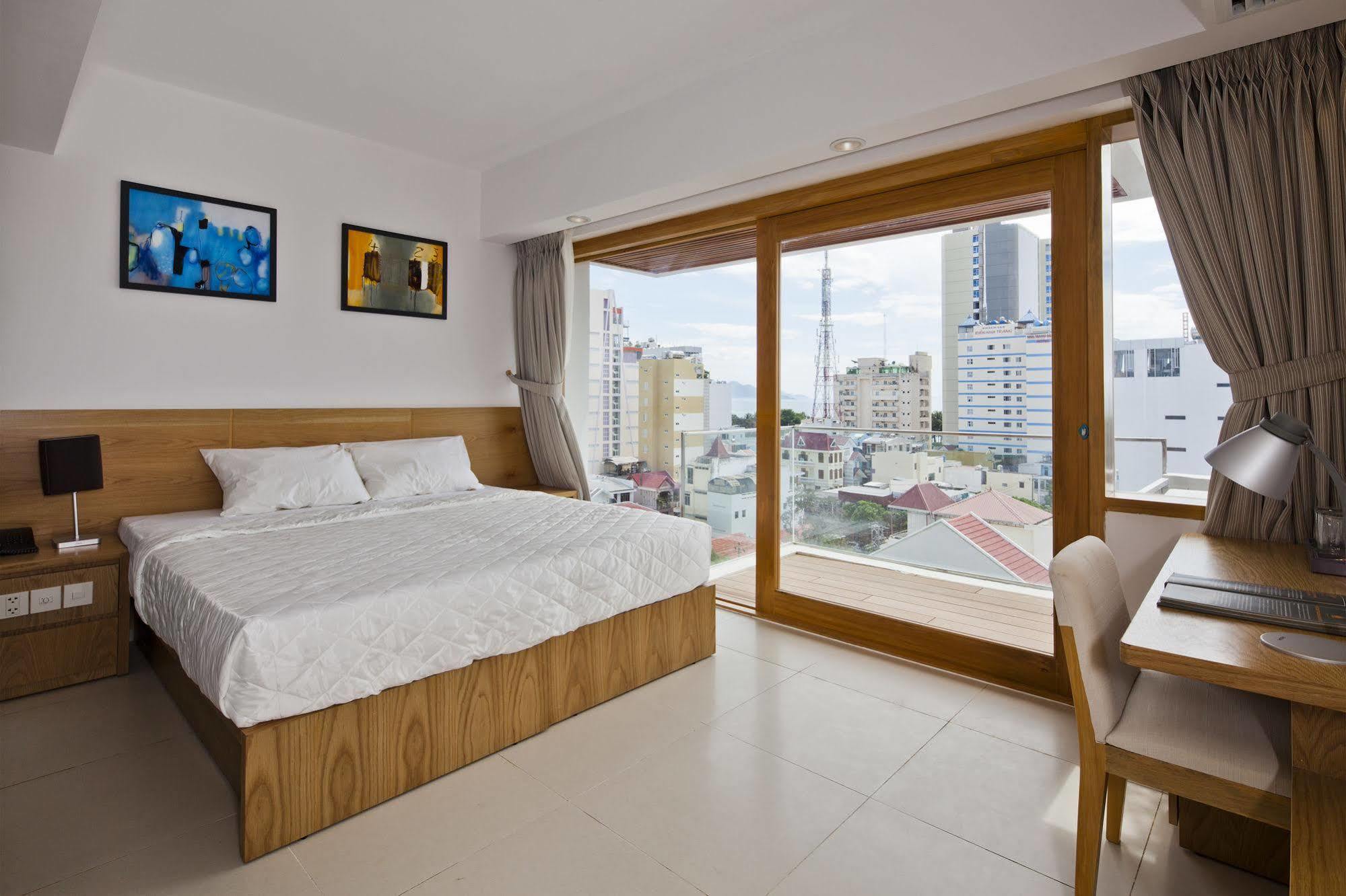 Golden Holiday Hotel Nha Trang Zewnętrze zdjęcie